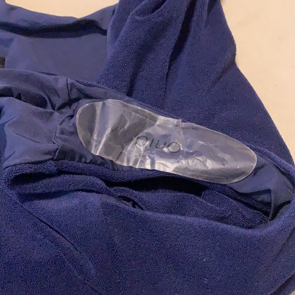 ONIA Kelly One Piece NEW - Picture 9 of 9